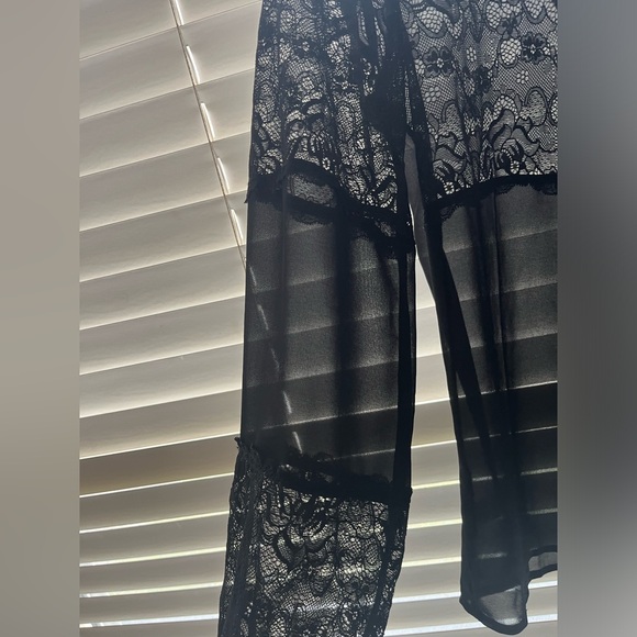 Ann Taylor Loft Black Sheer Long Sleeved Lace Detail Blouse - Size Small - Picture 3 of 7